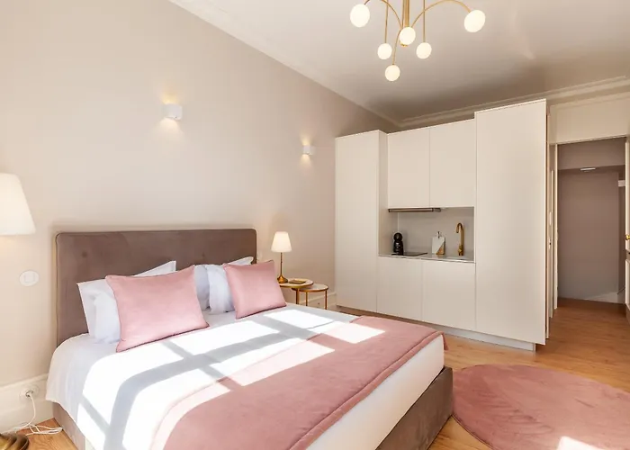 Living Valverde - Minho's Guest Affittacamere Braga