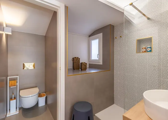 Living Valverde - Minho's Guest Gæstehus Braga